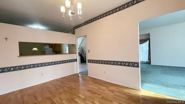 28 Willow Ridge Drive, Smithtown, NY 11787