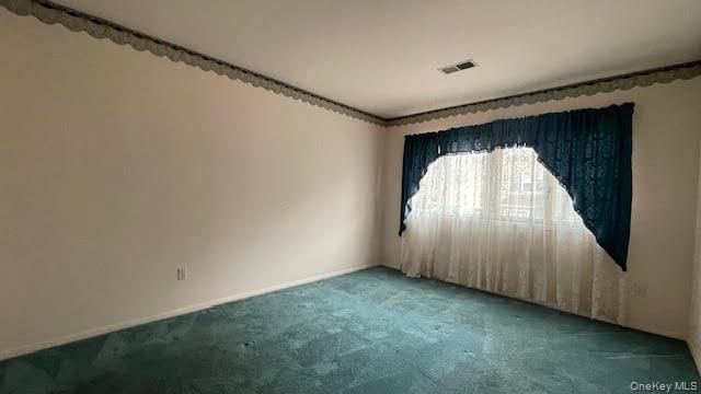 28 Willow Ridge Drive, Smithtown, NY 11787