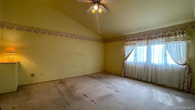 28 Willow Ridge Drive, Smithtown, NY 11787