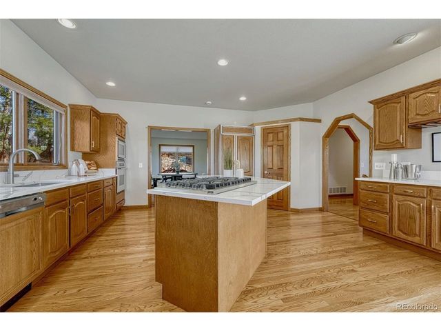 1680 Oakwood Dr, Monument, CO 80132