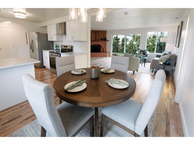 1917 Ne 226TH Ave, Fairview, OR 97024