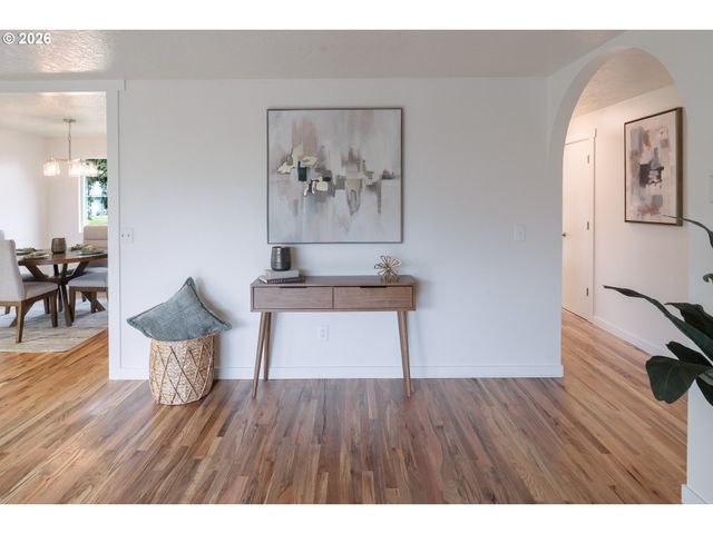 1917 Ne 226TH Ave, Fairview, OR 97024