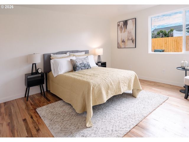 1917 Ne 226TH Ave, Fairview, OR 97024