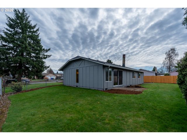 1917 Ne 226TH Ave, Fairview, OR 97024