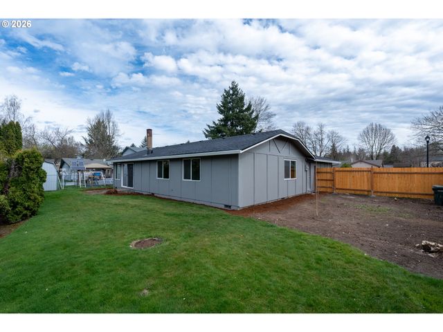 1917 Ne 226TH Ave, Fairview, OR 97024