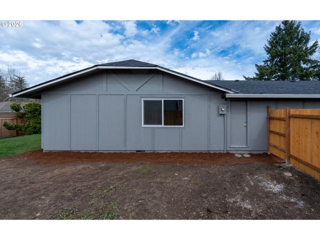 1917 Ne 226TH Ave, Fairview, OR 97024