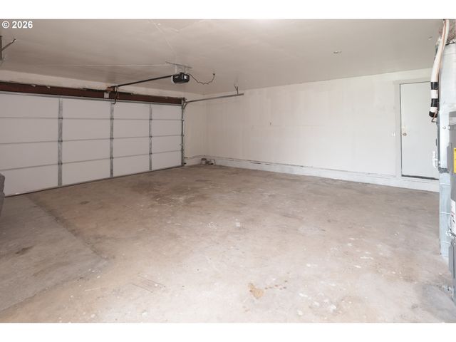 1917 Ne 226TH Ave, Fairview, OR 97024