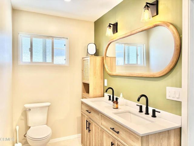 5209 Wavecrest Way, Oxnard, CA 93035