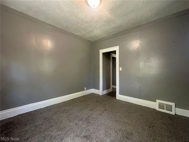 875 E 131st Street, Cleveland, OH 44108