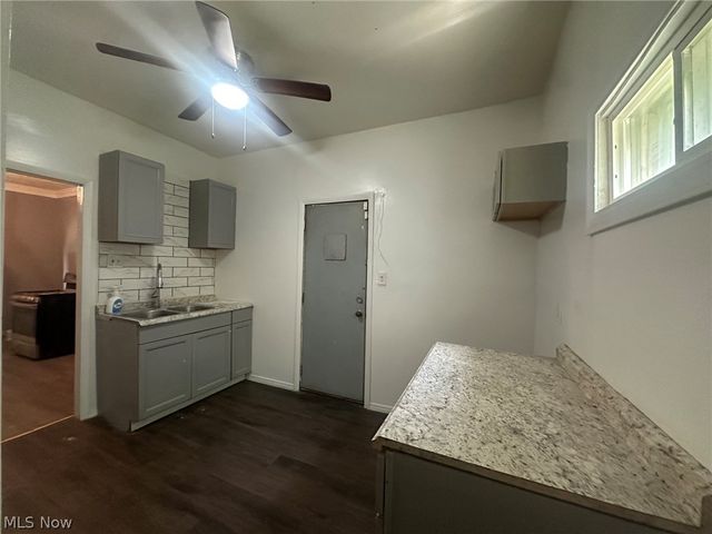 875 E 131st Street, Cleveland, OH 44108