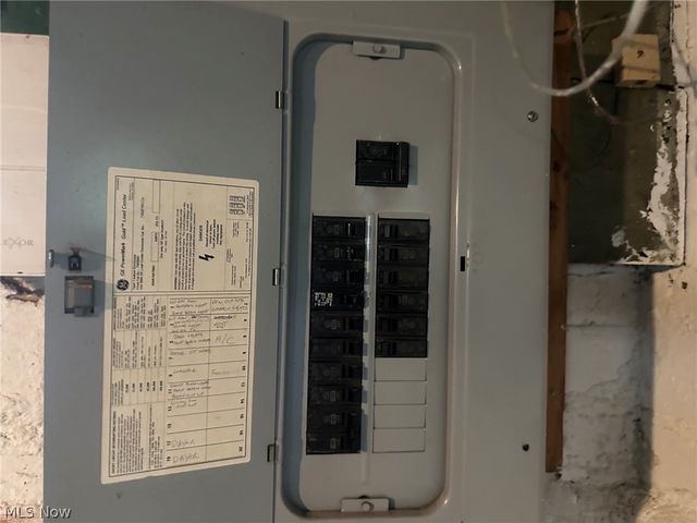 875 E 131st Street, Cleveland, OH 44108