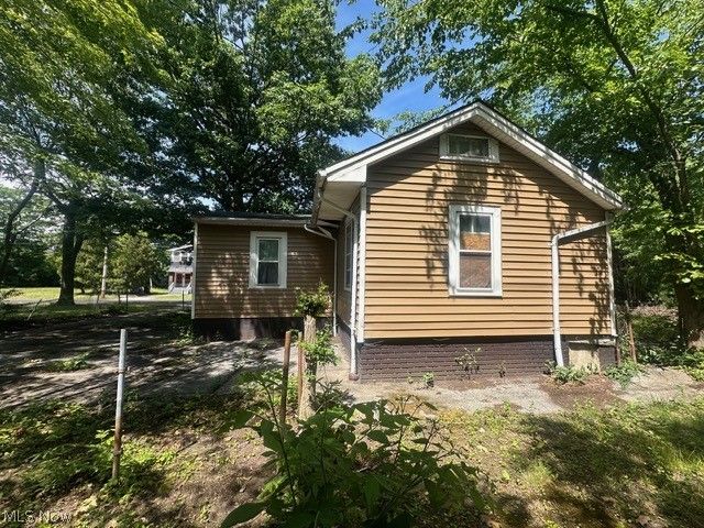 875 E 131st Street, Cleveland, OH 44108