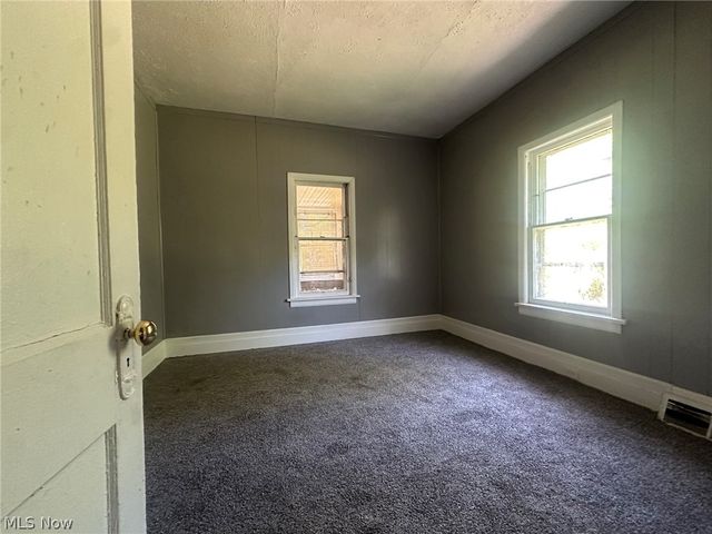 875 E 131st Street, Cleveland, OH 44108