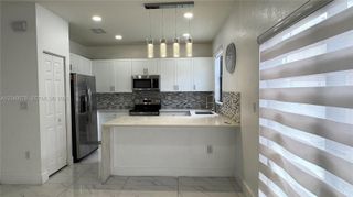 3318 W 106th Ter, Hialeah, FL 33018