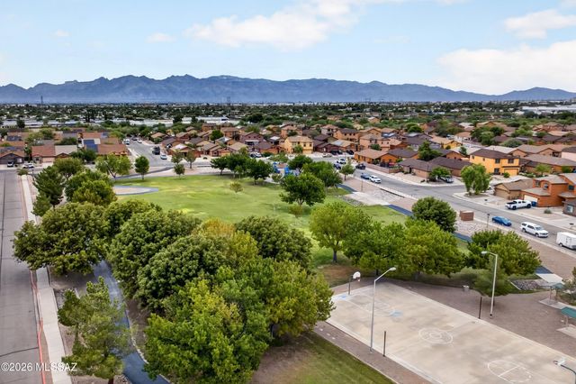 5930 S Avenida Ribero, Tucson, AZ 85706