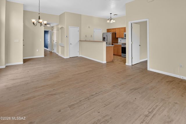 5930 S Avenida Ribero, Tucson, AZ 85706