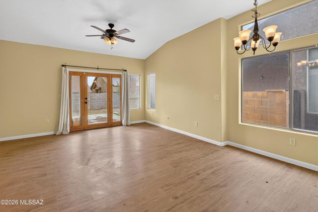 5930 S Avenida Ribero, Tucson, AZ 85706