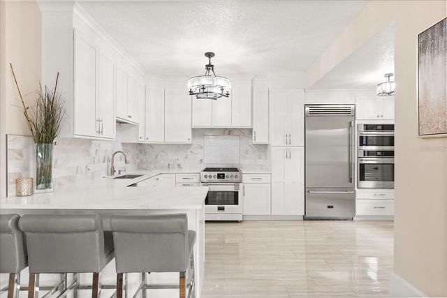 2001 SANFORD AVENUE, Sanford, FL 32771