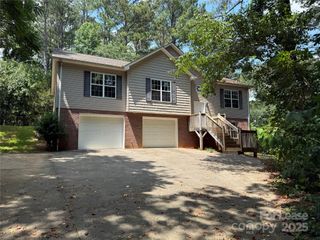 6112 Cove View Court, Granite Falls, NC 28630