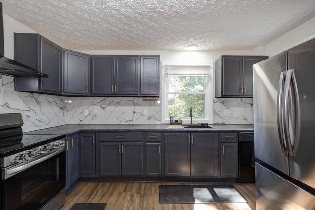 1803 12th Place, Phenix City, AL 36869