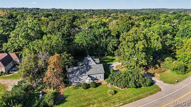 12340 S 40 Drive, St Louis, MO 63141