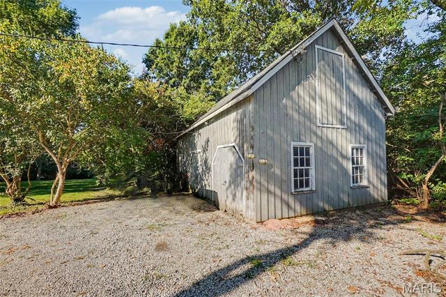 12340 S 40 Drive, St Louis, MO 63141