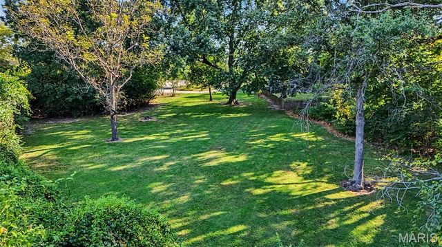 12340 S 40 Drive, St Louis, MO 63141