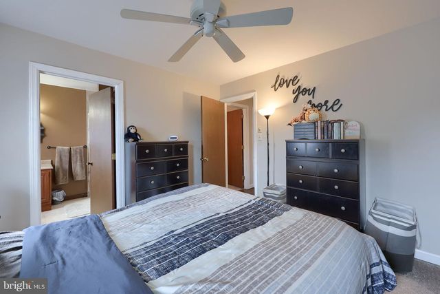 340 CURBY DR, Mountville, PA 17554