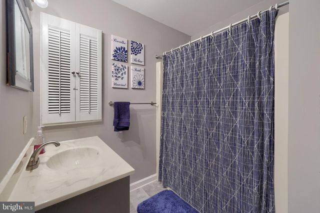 340 CURBY DR, Mountville, PA 17554