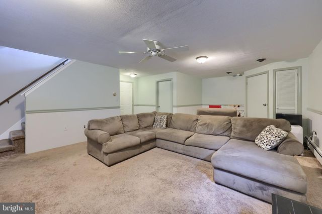 340 CURBY DR, Mountville, PA 17554