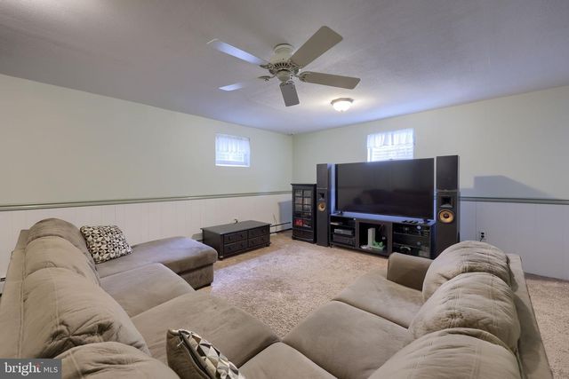 340 CURBY DR, Mountville, PA 17554