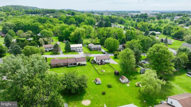 340 CURBY DR, Mountville, PA 17554