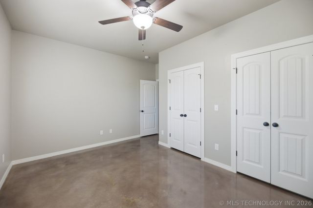 1 cripple creek, Pryor, OK 74361