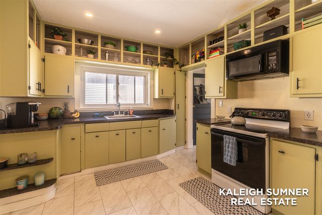 1440 Pennoyer Avenue, Grand Haven, MI 49417