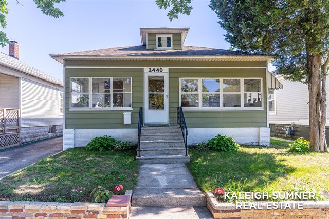 1440 Pennoyer Avenue, Grand Haven, MI 49417