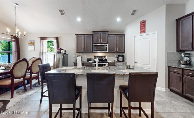 7774 ISLAND FOX Road, Jacksonville, FL 32222