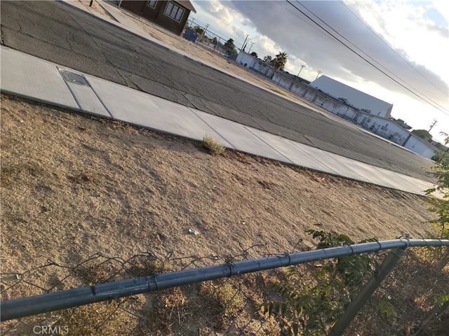 16138 Lorene Drive, Victorville, CA 92395