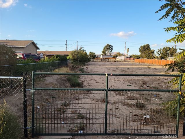 16138 Lorene Drive, Victorville, CA 92395