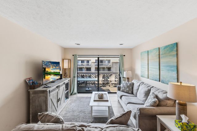 204 Maison Dr Apt N303, Myrtle Beach, SC 29572