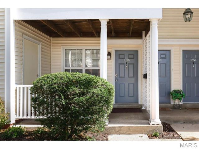 9158 Robin Court, St Louis, MO 63144
