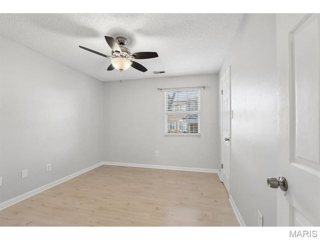 9158 Robin Court, St Louis, MO 63144
