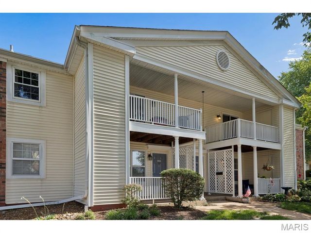 9158 Robin Court, St Louis, MO 63144