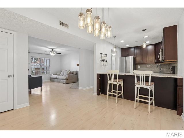 9158 Robin Court, St Louis, MO 63144