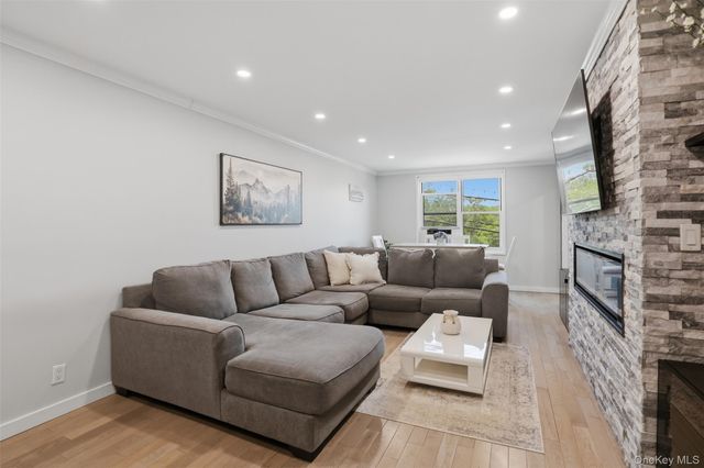 1304 Midland Avenue A24, Yonkers, NY 10704