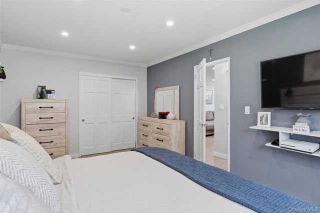 1304 Midland Avenue A24, Yonkers, NY 10704