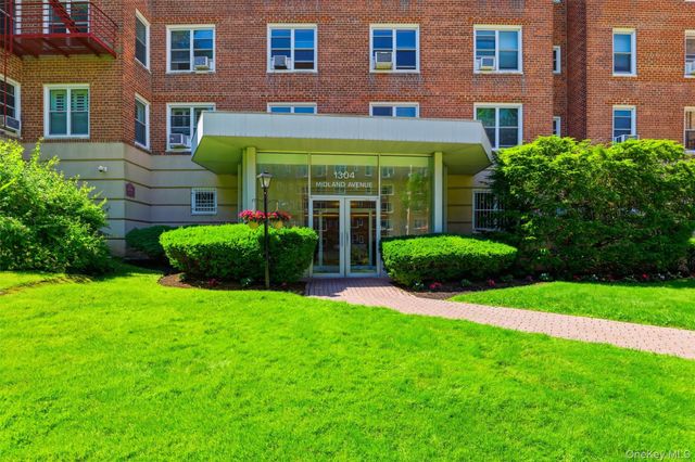 1304 Midland Avenue A24, Yonkers, NY 10704