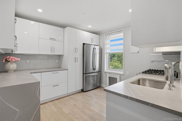 1304 Midland Avenue A24, Yonkers, NY 10704