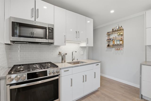 1304 Midland Avenue A24, Yonkers, NY 10704