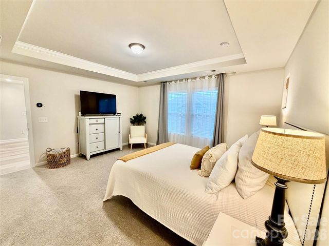 14618 Tamarack Drive, Charlotte, NC 28278