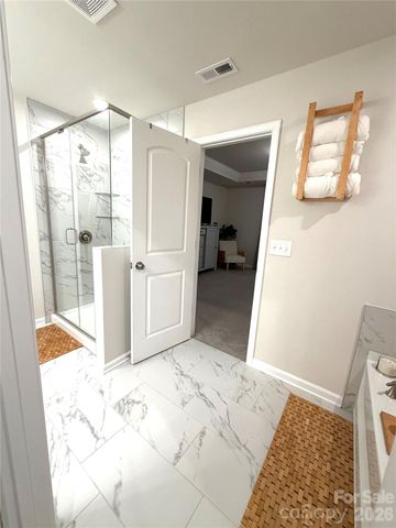 14618 Tamarack Drive, Charlotte, NC 28278